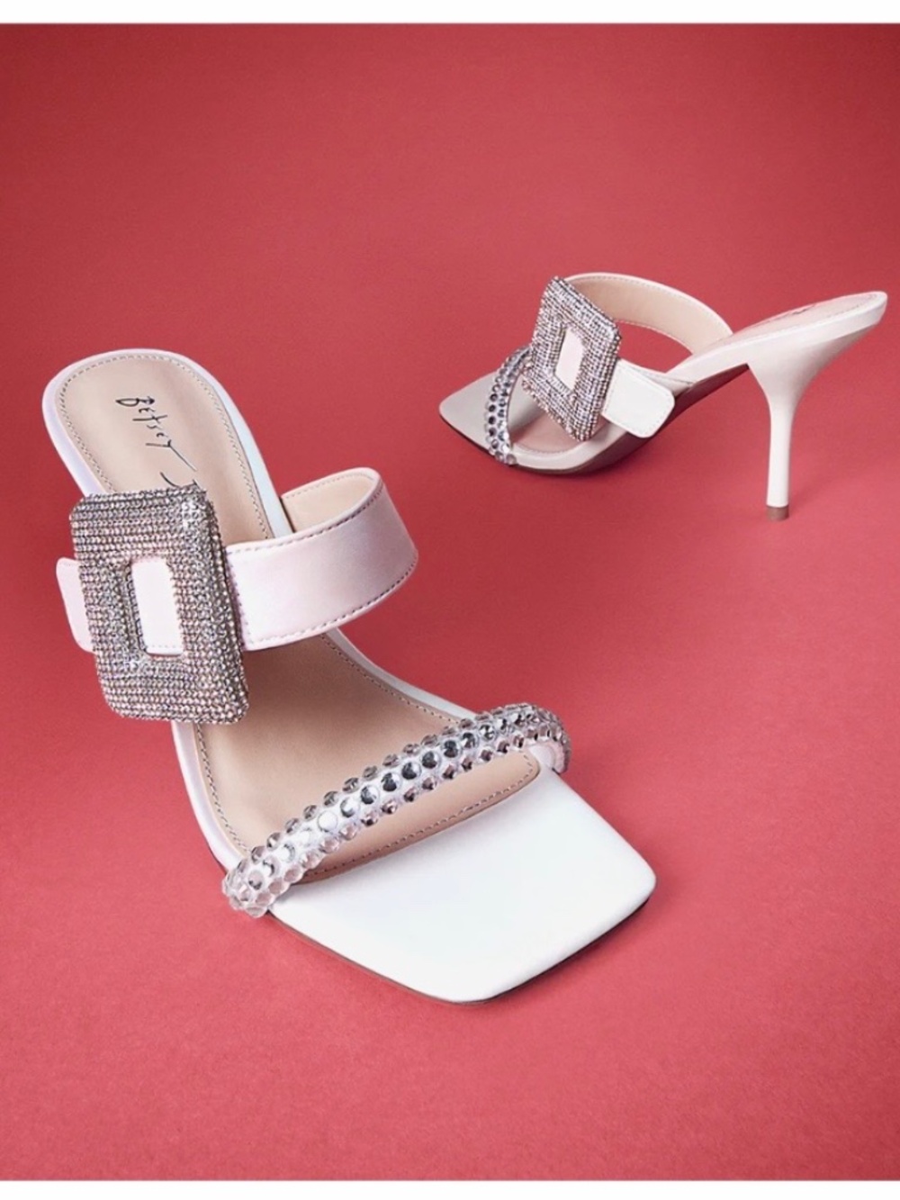 Betsey Johnson Anny Iridescent Embellished Ivory Heeled Sandals SZ 9.5